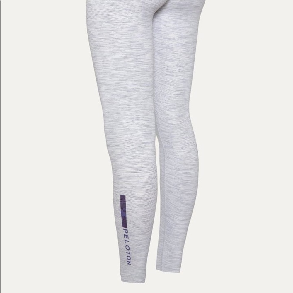 NWOT Lululemon Wunder Under leggings - Picture 5 of 6
